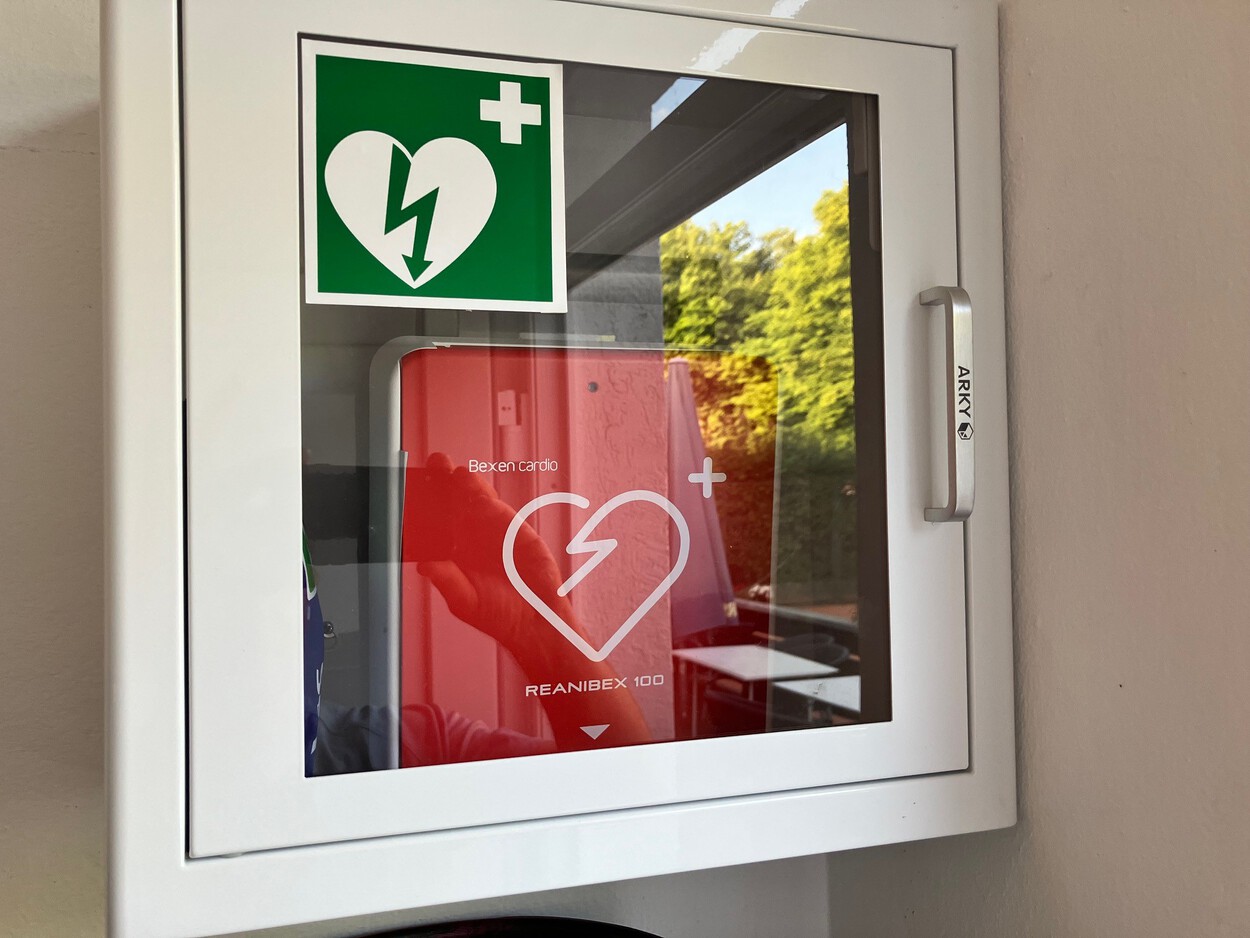 Die WTHV hat jetzt einen Defibrillator